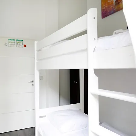 Niebuhr Kurfürstendamm - Cozy Family&business Flair Welcomes - Rockchair Apartment *