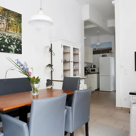 Apartment Nieb By Rockchair L Superhost Status L 3 Bedrooms Boxspringbeds 3 Bathrooms In Center 