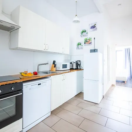 Nieb By Rockchair L Superhost Status L 3 Bedrooms Boxspringbeds 3 Bathrooms In Center 