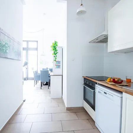 Nieb By Rockchair L Superhost Status L 3 Bedrooms Boxspringbeds 3 Bathrooms In Center 