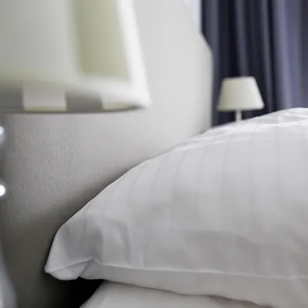 Nieb By Rockchair L Superhost Status L 3 Bedrooms Boxspringbeds 3 Bathrooms In Center 